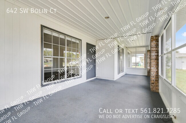Photo - 642 SW Bolin Ct