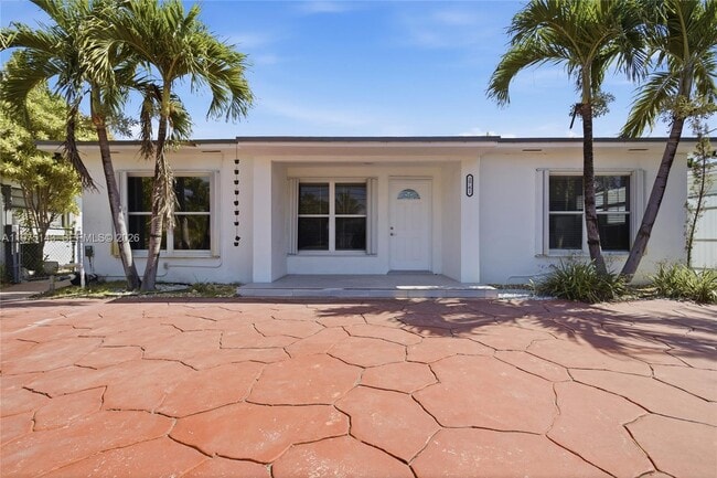 Photo - 2761 SW 33rd Ct