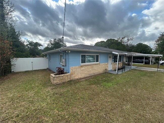Photo - 21570 SW Raintree St
