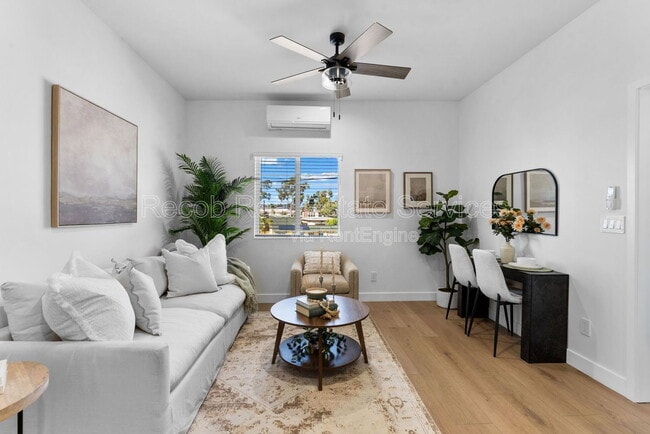 Photo - 4286 Samoset Ave Unidad 5