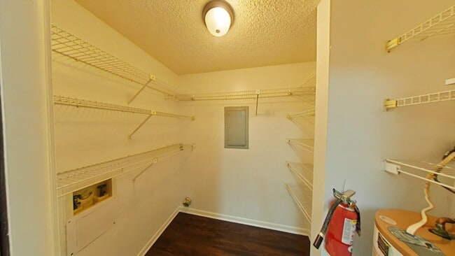 Photo - Woodland Bend Apartments