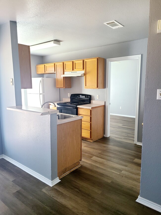 Photo - 1707 Spring Rose Cir Unidad D