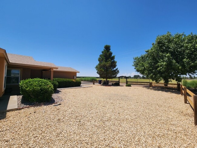 Photo - 1535 Vajillo Ln