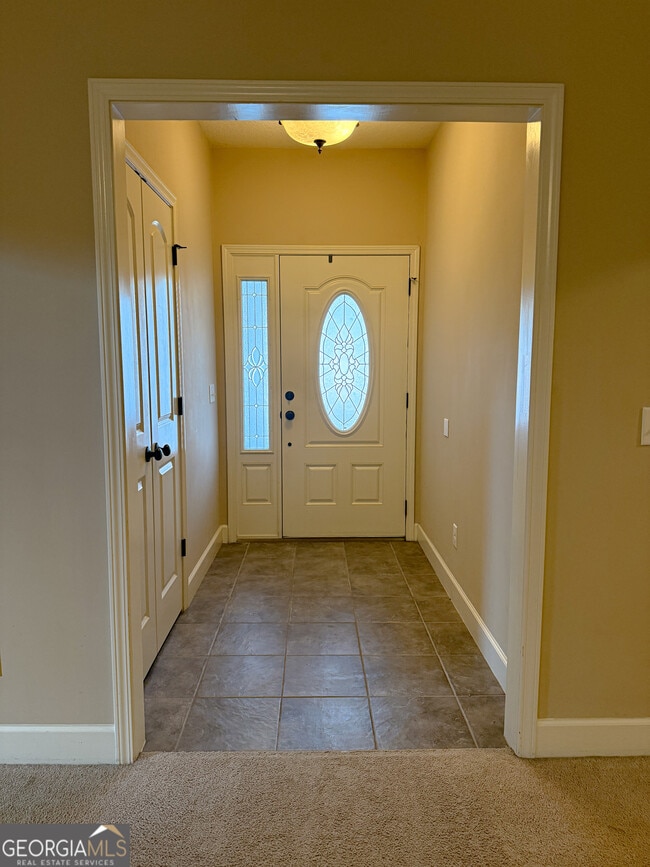 Photo - 102 Lexington Ln