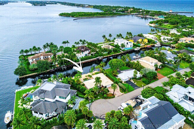 122 Marlin Dr