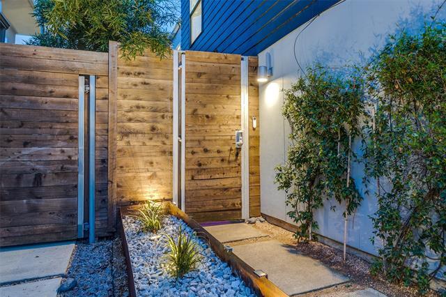 Photo - 4210 Munger Ave