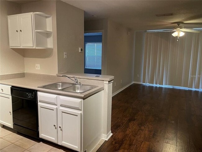 Photo - 7630 Pissarro Dr Unidad 16107