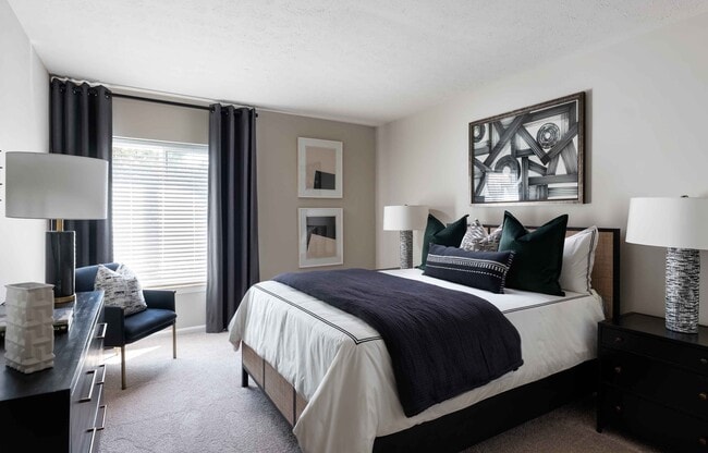 Bedroom with modern decor