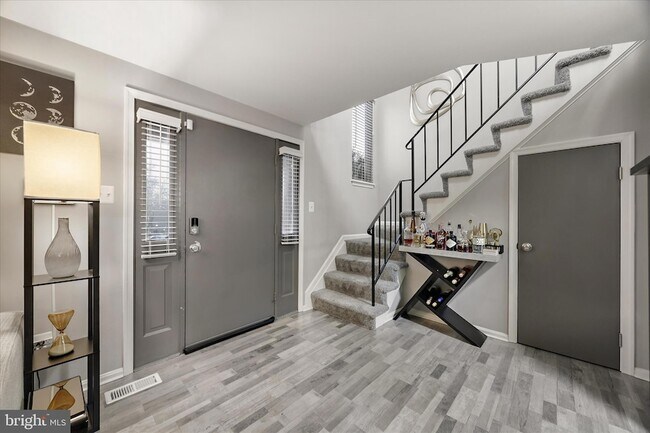 Photo - 7314 Split Rail Ln