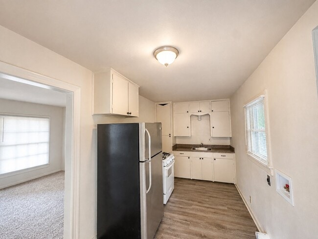 Photo - 300 Delmar Ct Unit 11