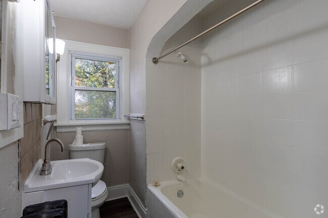 1 dormitorio, 1 baño - 700 pies cuadrados - Baño