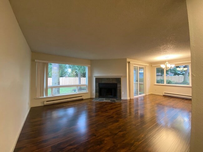 Photo - Practical 3 bedroom Des Moines Condo