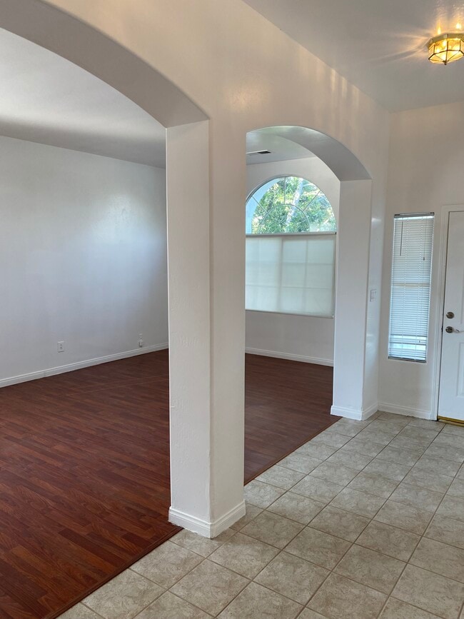 Photo - 6209 Indian Peaks Ave