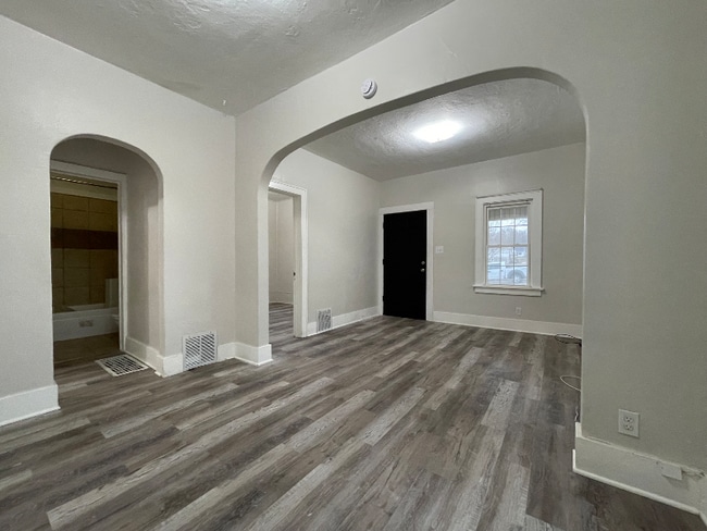 Photo - 417 S Fairmount St