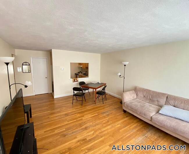 Photo - 75 Gardner St Unit 10