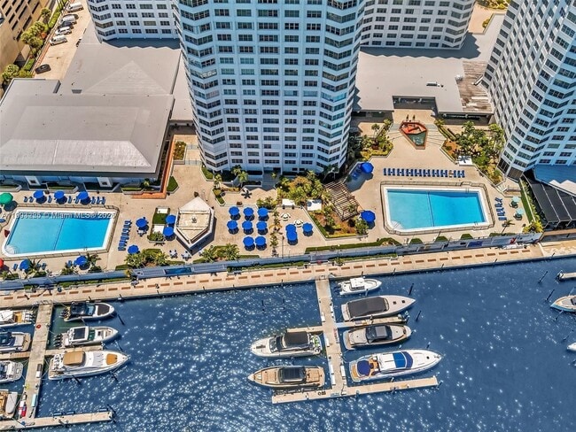 Photo - 801 Brickell Bay Dr Unit 970