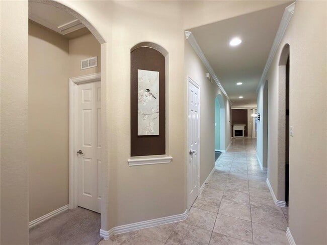 Photo - 508 Walsh Hill Trail