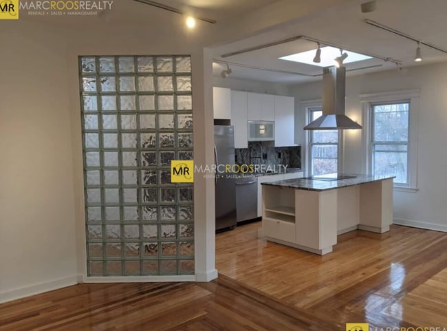 Photo - 229 Harvard St