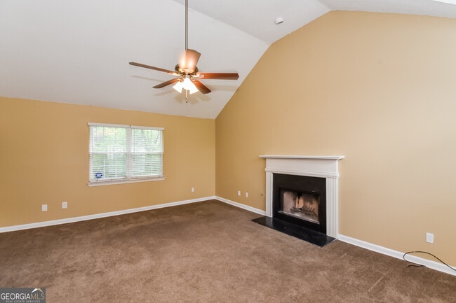 Photo - 388 Montgomery Pl