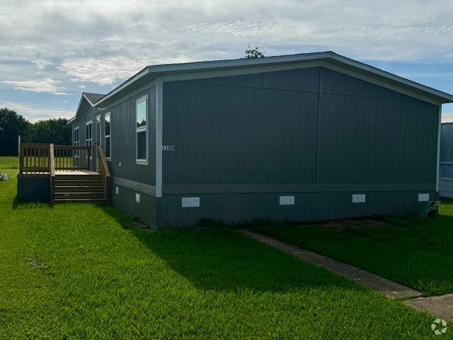 Building Photo - 1106 Mesquite St Rental