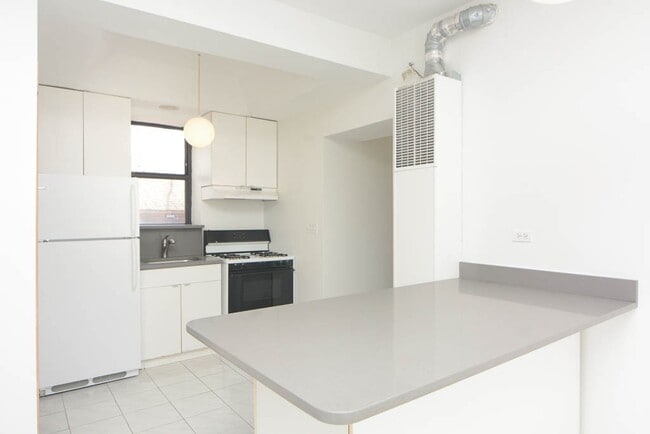 Photo - 531 N Claremont Ave Unidad 1