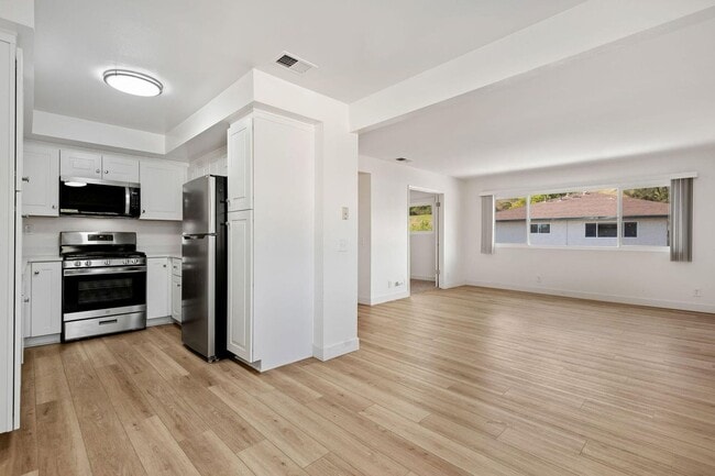 Photo - Updated 4BD/2BA Goleta Condo | Pool Access | Near UCSB | Easy Highway 101 Access Unidad D