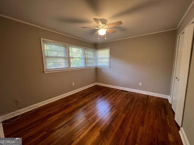 Photo - 434 Christopher Dr