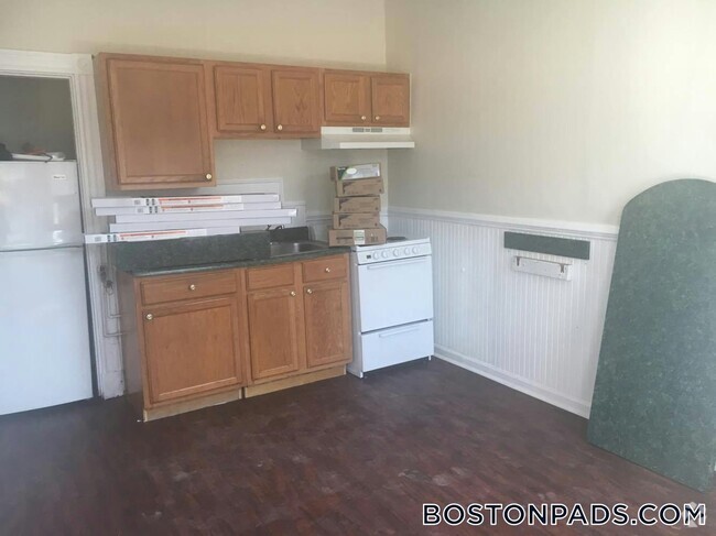 Building Photo - 883 Huntington Ave Unit 11 Rental