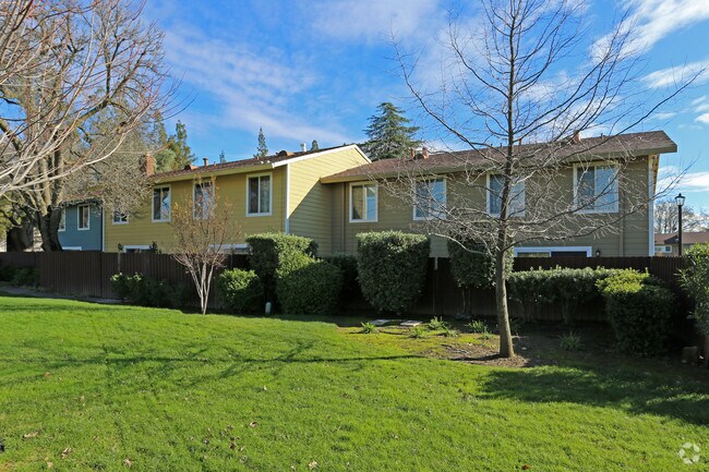 Photo - Shadow Creek Condominiums