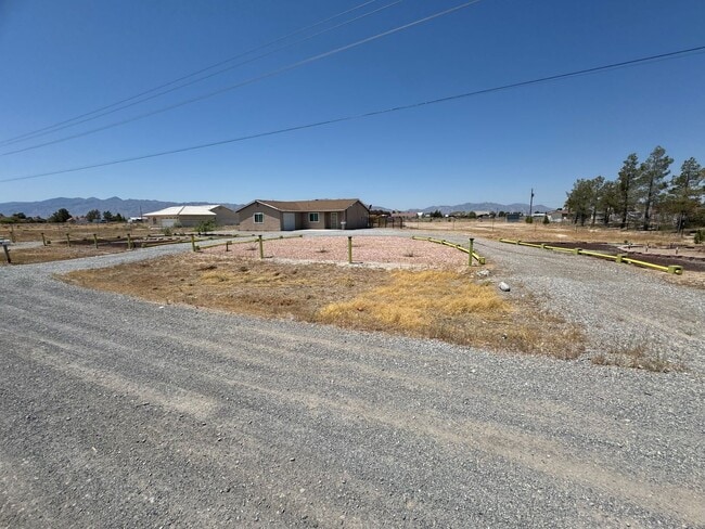 Photo - Charming 3-bedroom home located in the picturesque town of Pahrump!