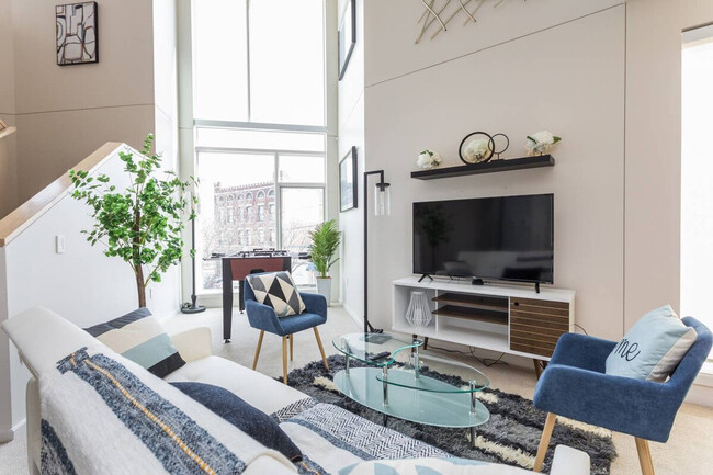 Building Photo - 890 Massachusetts Ave Rental