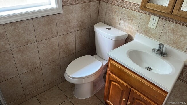 Photo - 28 Stowe Pl