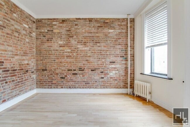 Building Photo - SPACIOUS Gramercy 2 Bedroom - Available Now Unit A Rental