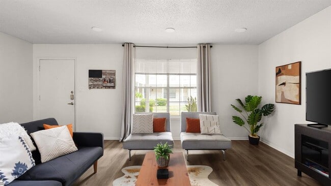 Photo - 8730 N Mopac Expy Unidad 109