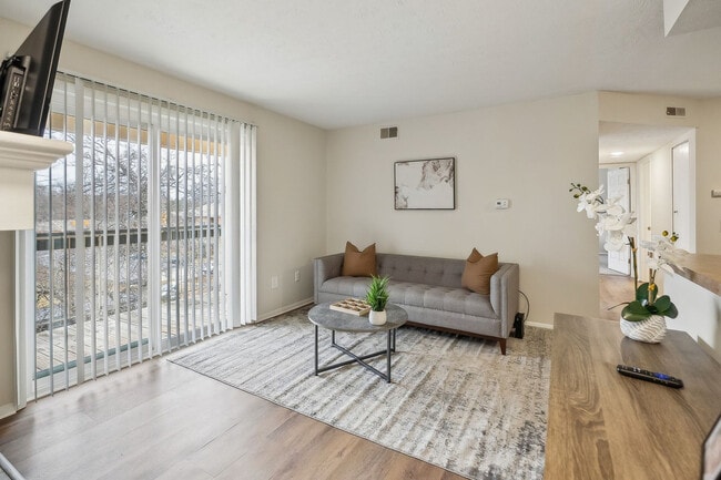 8208 Caribou Trail Unit SI FL3-ID1612916P