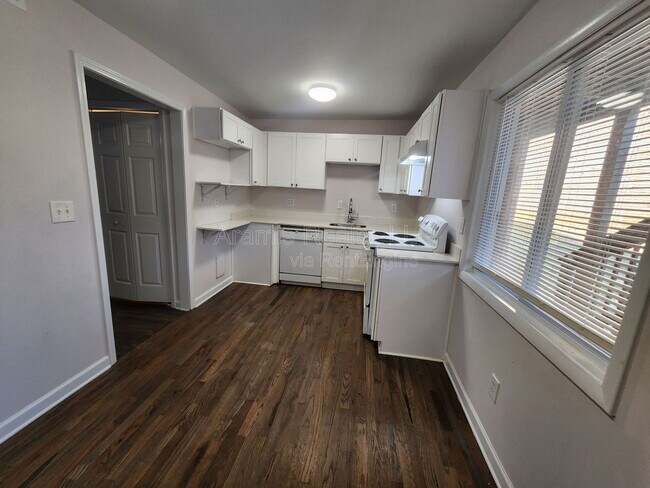 Photo - 1651 Line Cir Unit 1