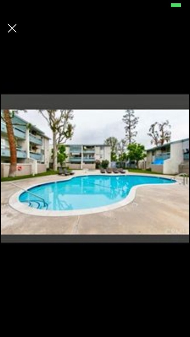 Building Photo - 21800 Schoenborn St Unit 217