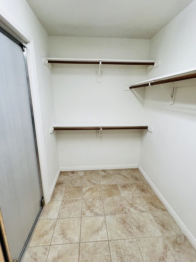 1603 Halliana Ct House House Rental in Bakersfield, CA