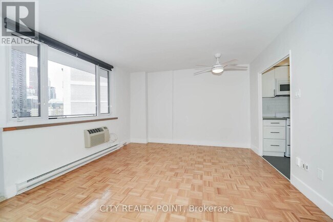 Photo - 55 Isabella St Unité 1204