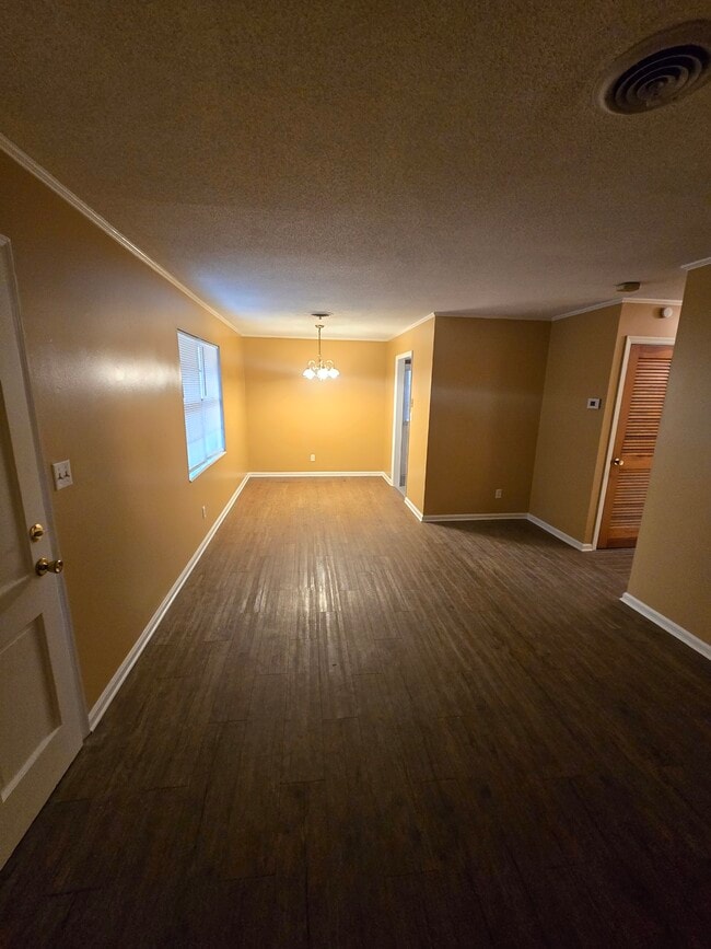 Photo - 2201 Brentwood Dr NW Unit A