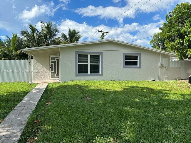 Building Photo - 5771 SW 38th Ct Rental