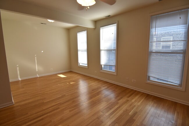 Photo - 3234 N Clark St Unit 2N