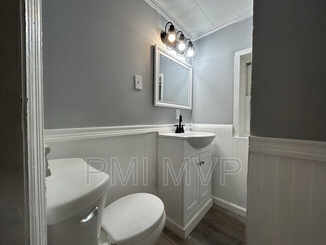 Photo - 4216 Broadway Unidad 3