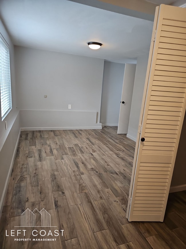 Photo - 2322 NW Inlet Ave