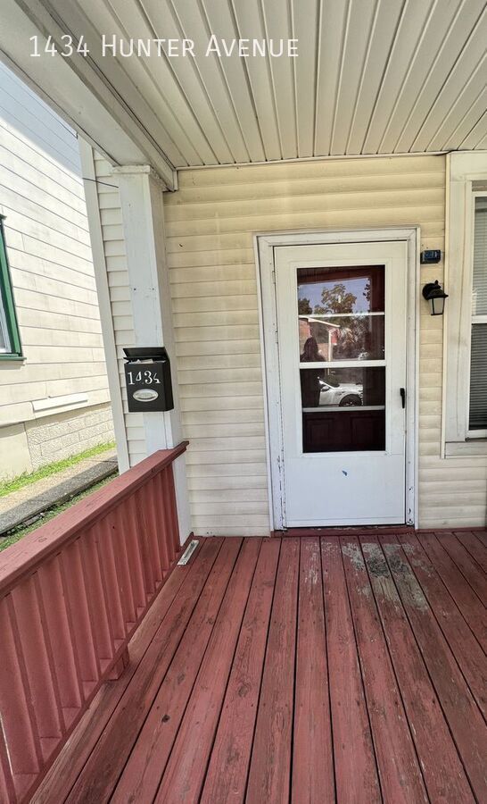 Photo - 1434 Hunter Ave