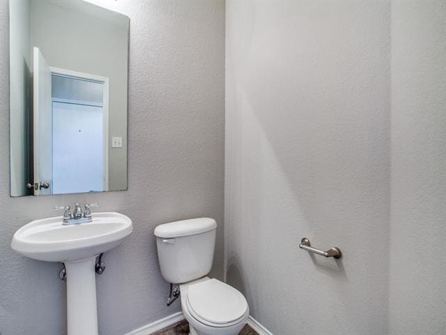 Photo - 8436 Jay St