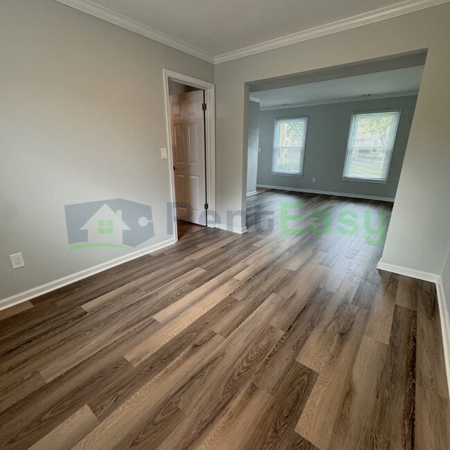 Photo - 1584 Boles Pl
