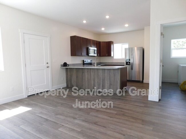 Photo - 525 Orchard Ave Unit B