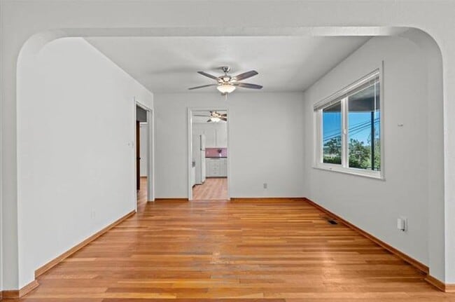 Photo - 112 College Way Unidad 112 College (upstairs apt)