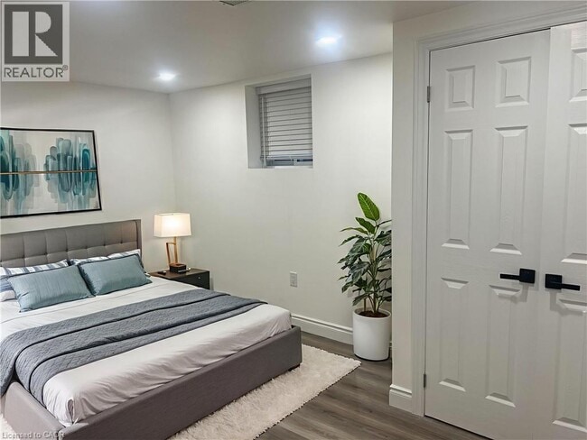 Photo - 79 Golden Meadow Crescent